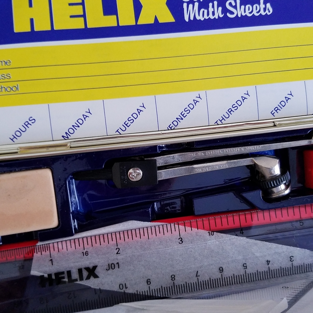 Helix Oxford Mathematical Instruments Tin Box - Picture 3 of 6
